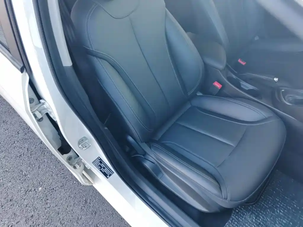Buick Excelle — миниатюра 25