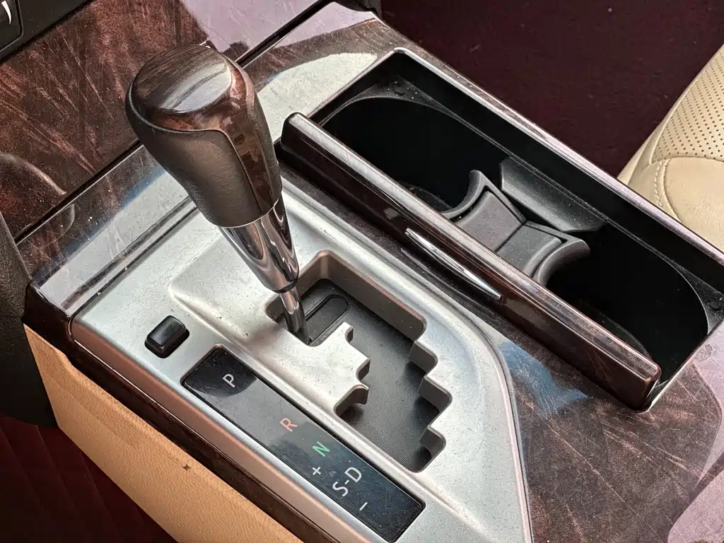 Toyota Camry — миниатюра 15