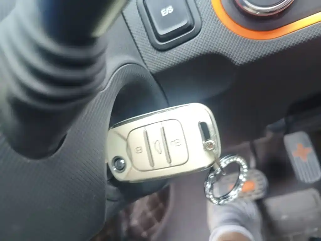 Wuling MINIEV — миниатюра 9