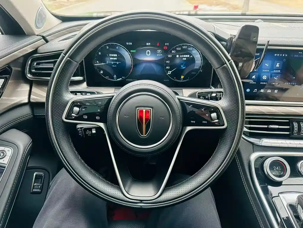 Hongqi H9 2022 2.0T