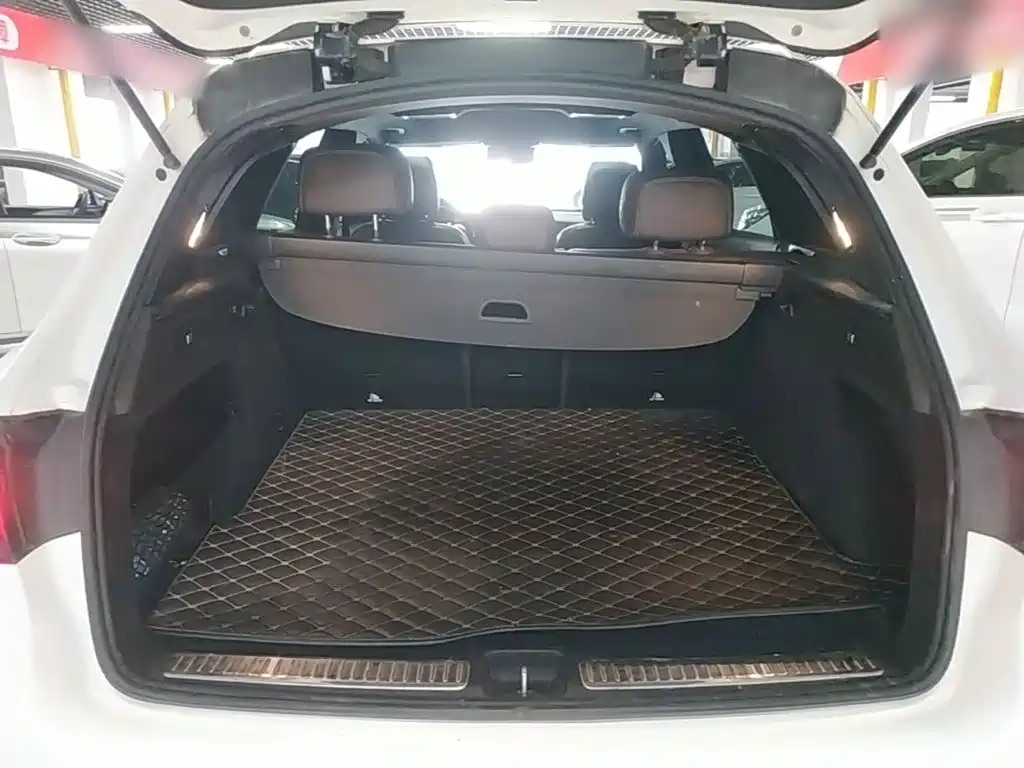 Mercedes-Benz GLC — миниатюра 19
