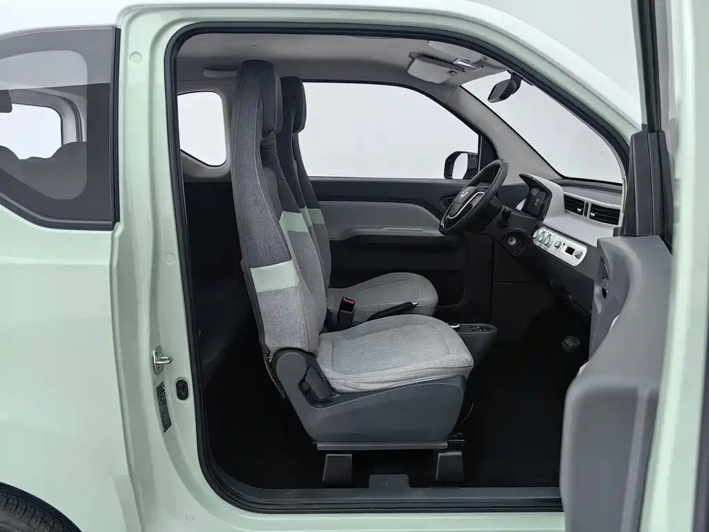 Wuling MINIEV — миниатюра 23