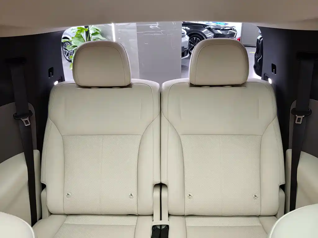 Li Auto Li i8 — миниатюра 17