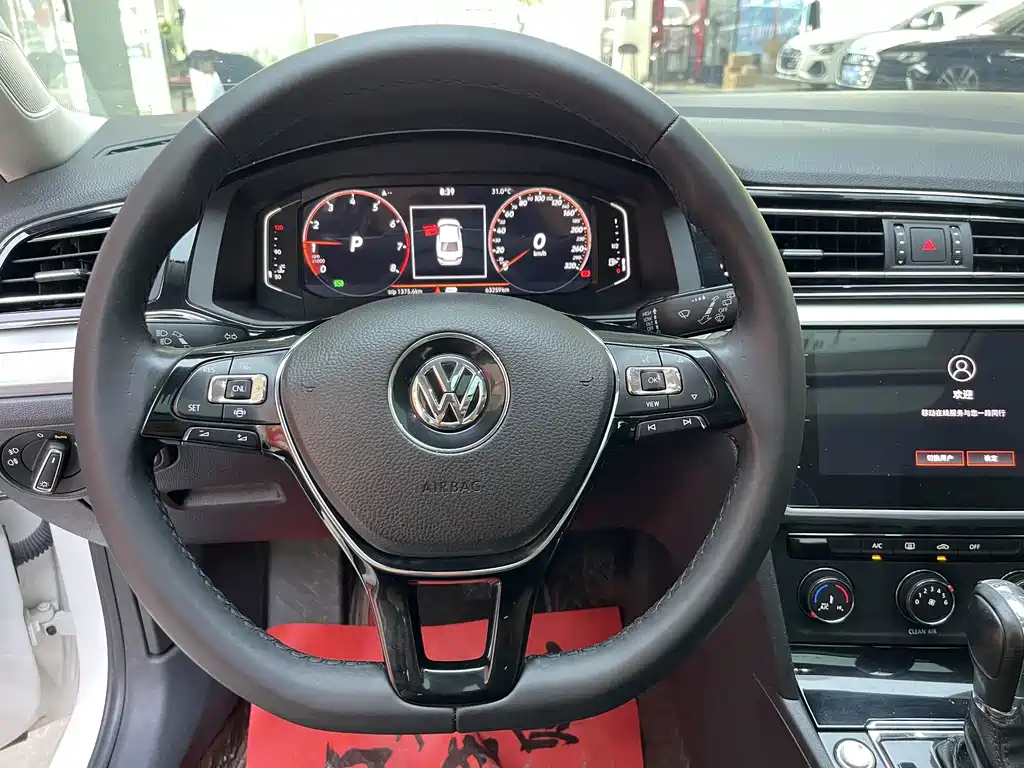 Volkswagen Lamando — миниатюра 8