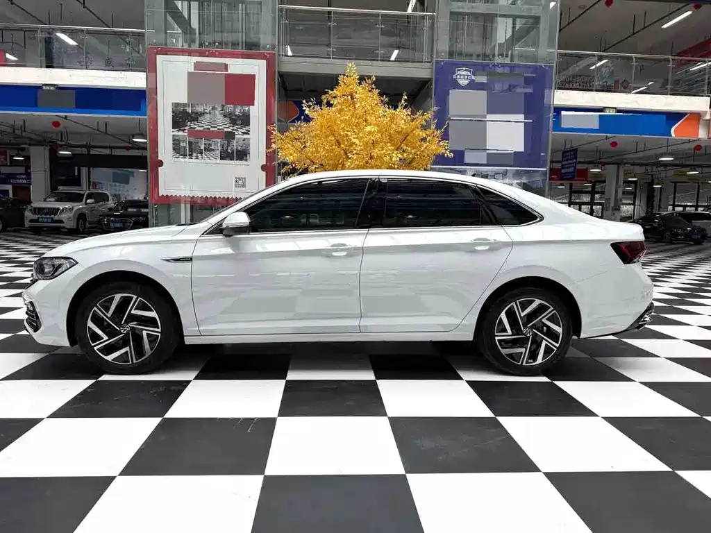 Volkswagen Sagitar — миниатюра 16