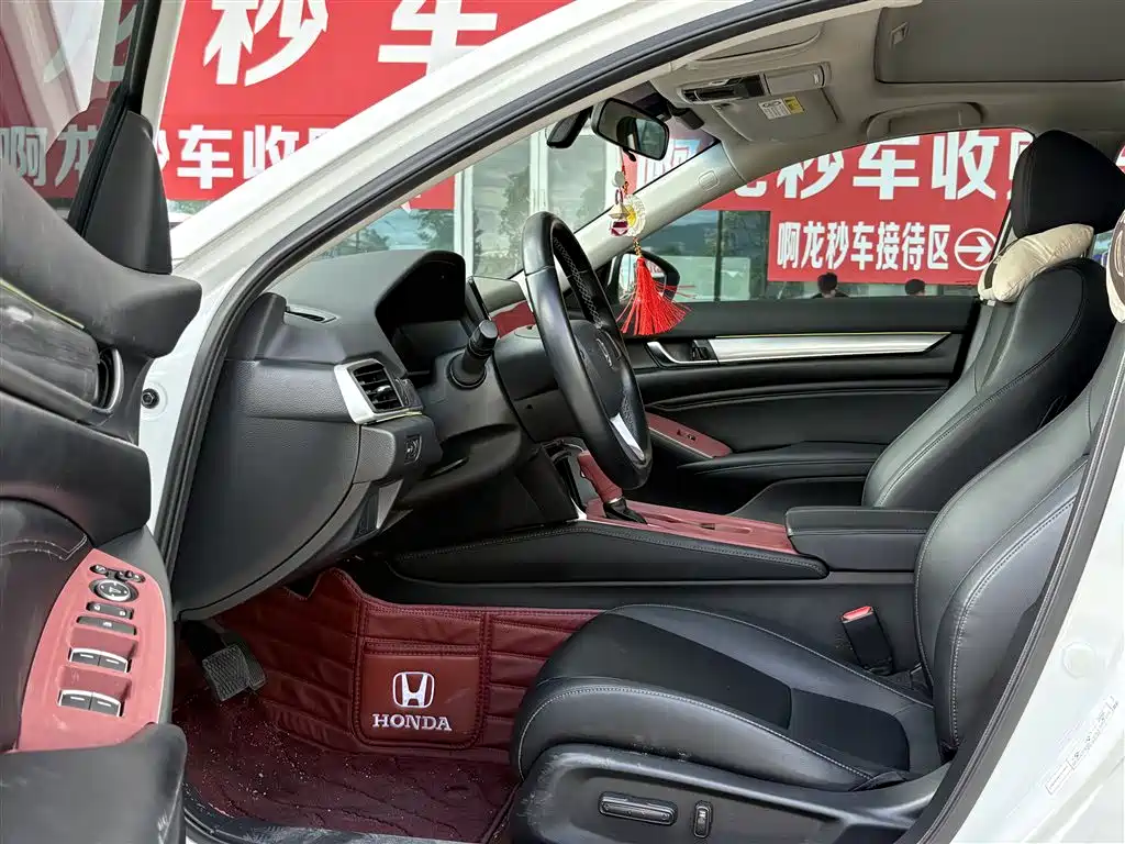 Honda Accord — миниатюра 6