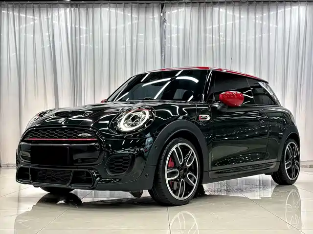 MINI  JCW 2021