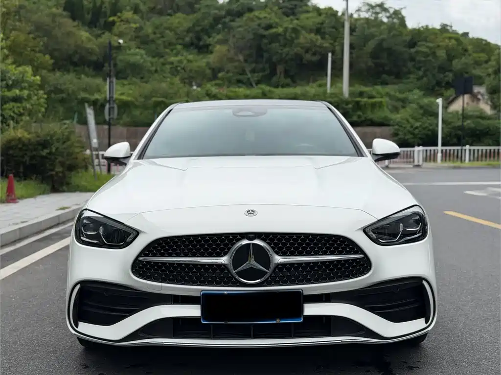 Mercedes-Benz C-Class — миниатюра 2