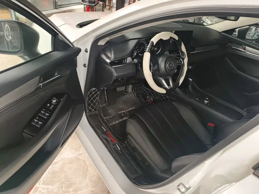 Mazda Atenza — миниатюра 16