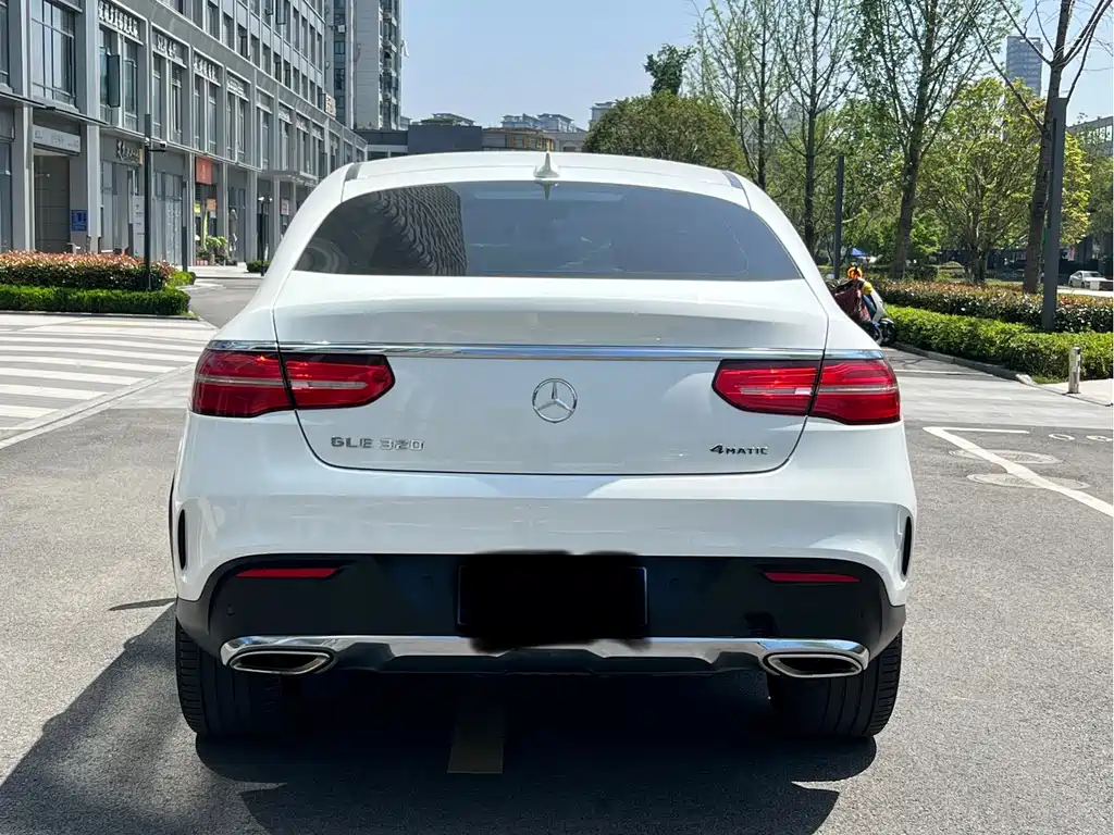 Mercedes-Benz GLE Coupe — миниатюра 6