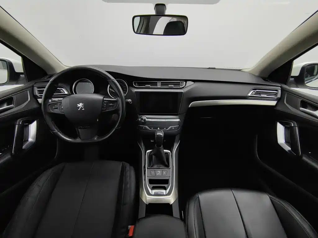 Peugeot 408 — миниатюра 5