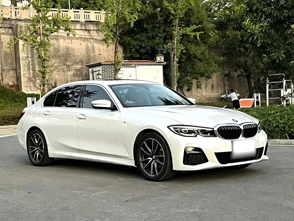 BMW 3 Series — миниатюра 3