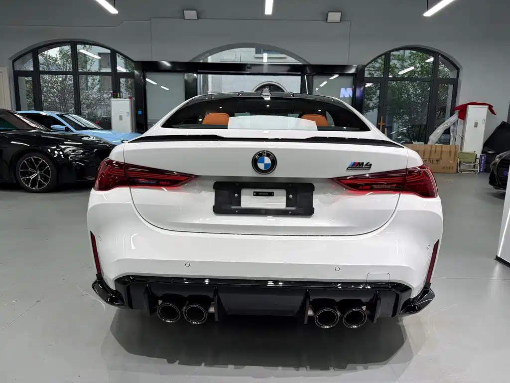 BMW M4 2024 M4 M xDrive