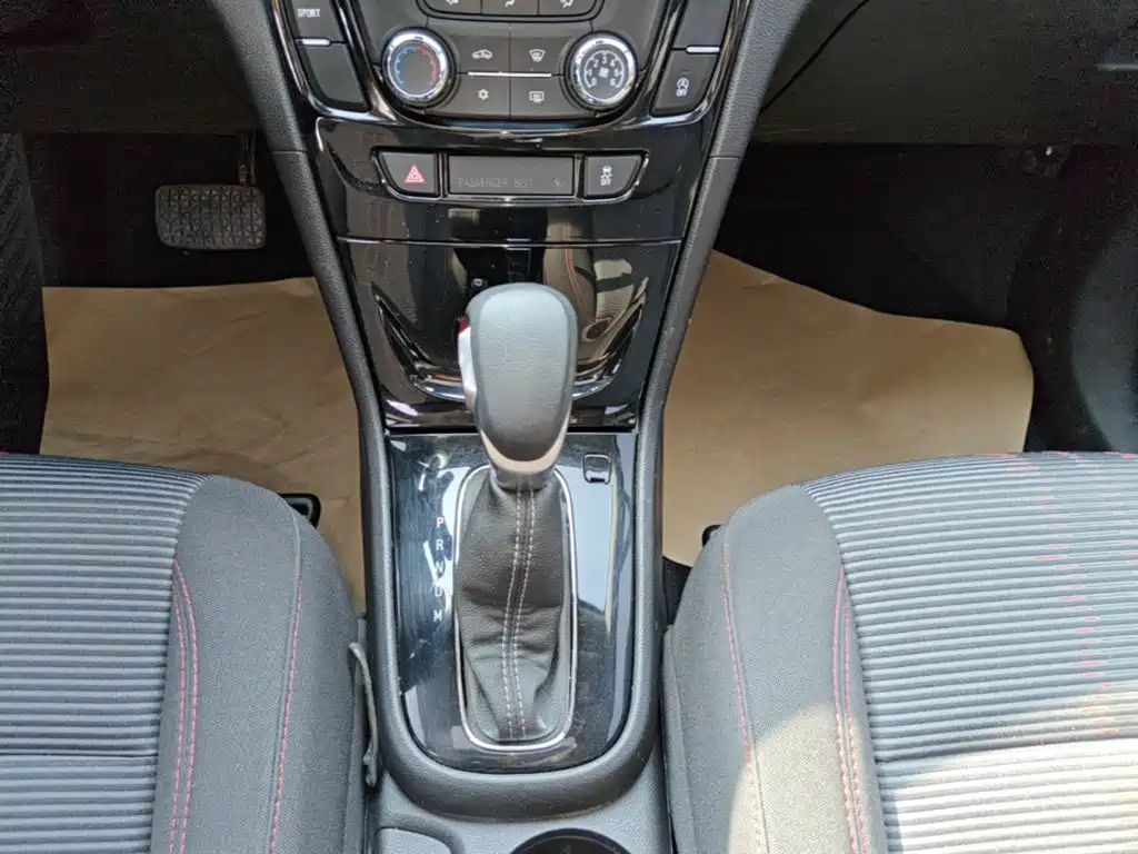 Buick Encore — миниатюра 14