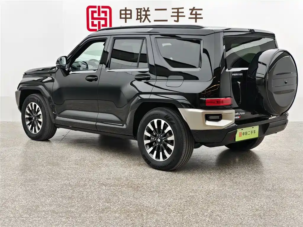 TANK TANK 700 NEW ENERGY