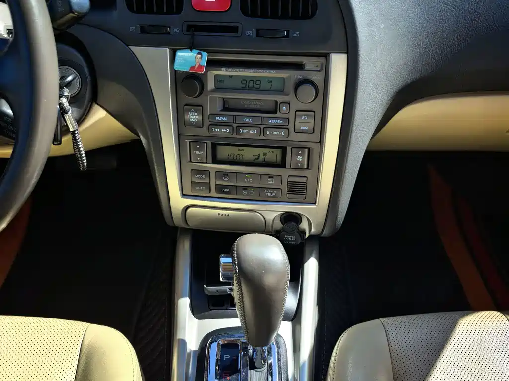 Hyundai Elantra — миниатюра 14