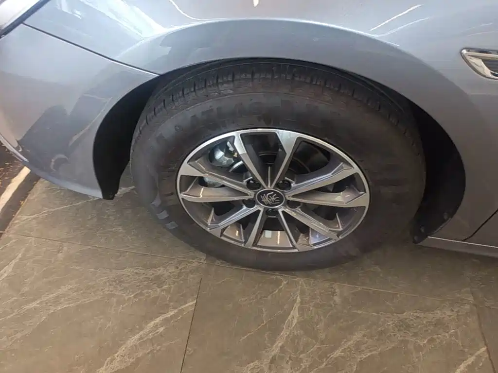 BYD Qin PLUS — миниатюра 23