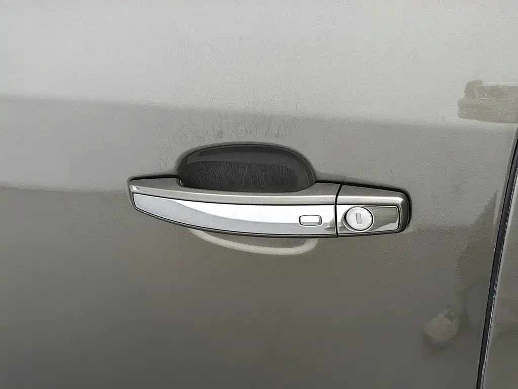 Buick LaCrosse — миниатюра 18