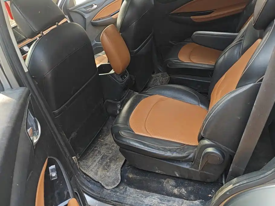 Wuling Hongguang S3 — миниатюра 11
