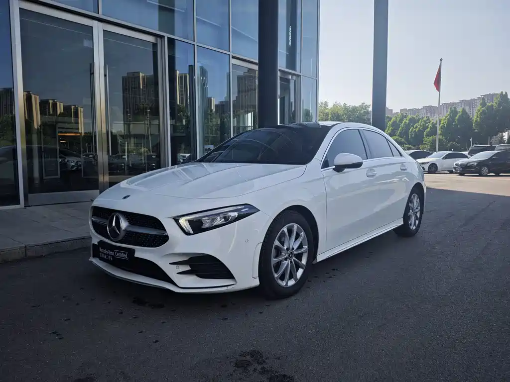Mercedes-Benz A-Class A 2022 A 200 L Sport Fashion