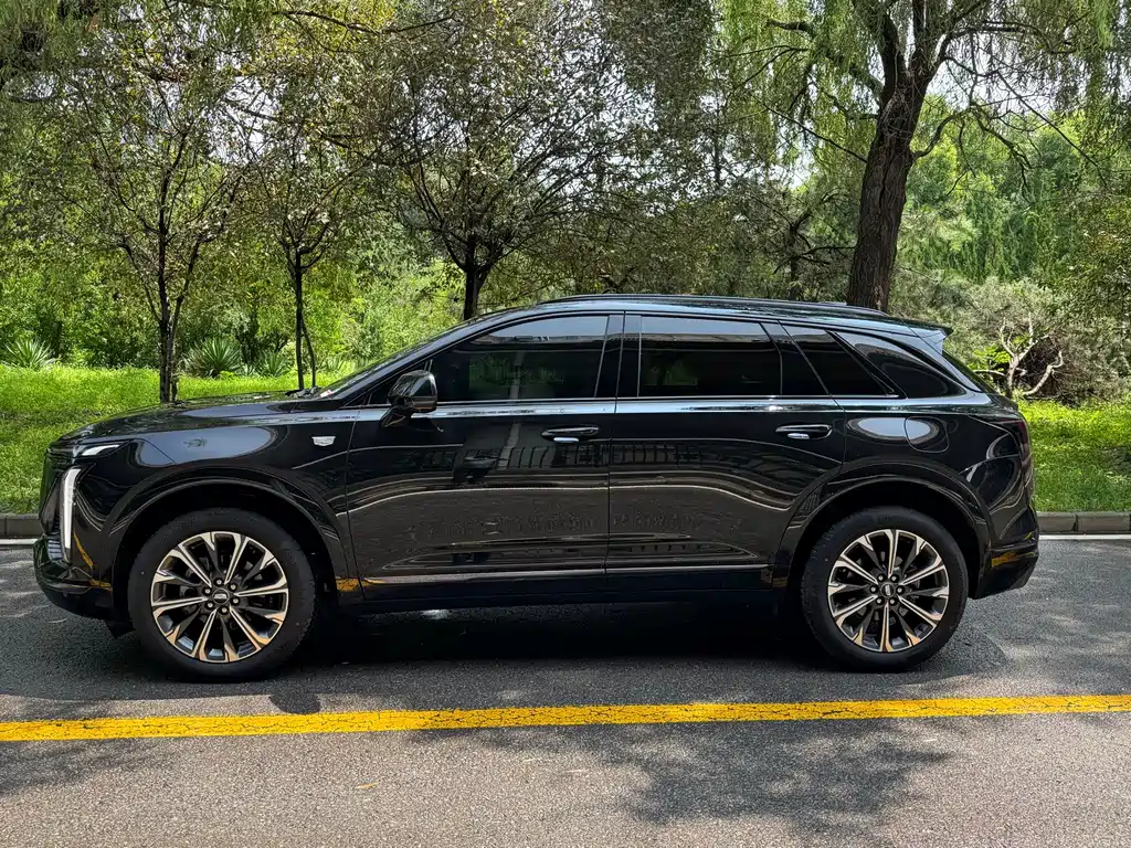 Cadillac XT5 — миниатюра 5