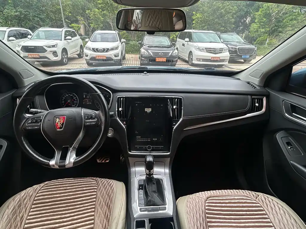 Roewe RX5 — миниатюра 7