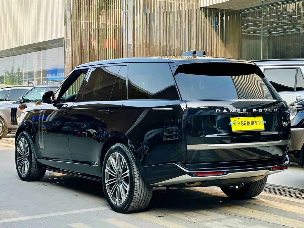 Land Rover Range Rover — миниатюра 4
