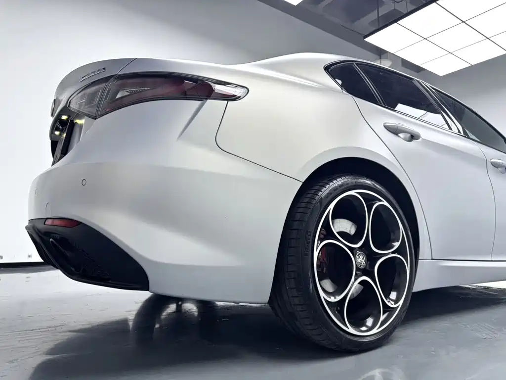 Alfa Romeo Giulia — миниатюра 9