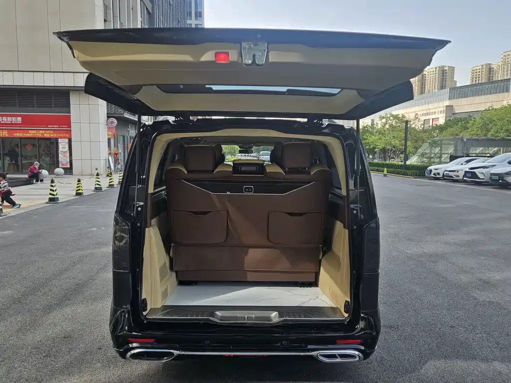 Mercedes-Benz Vito — миниатюра 9