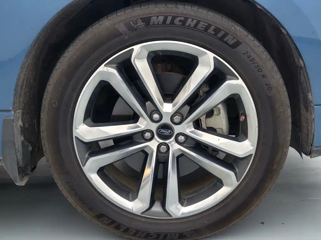 Ford Edge — миниатюра 12