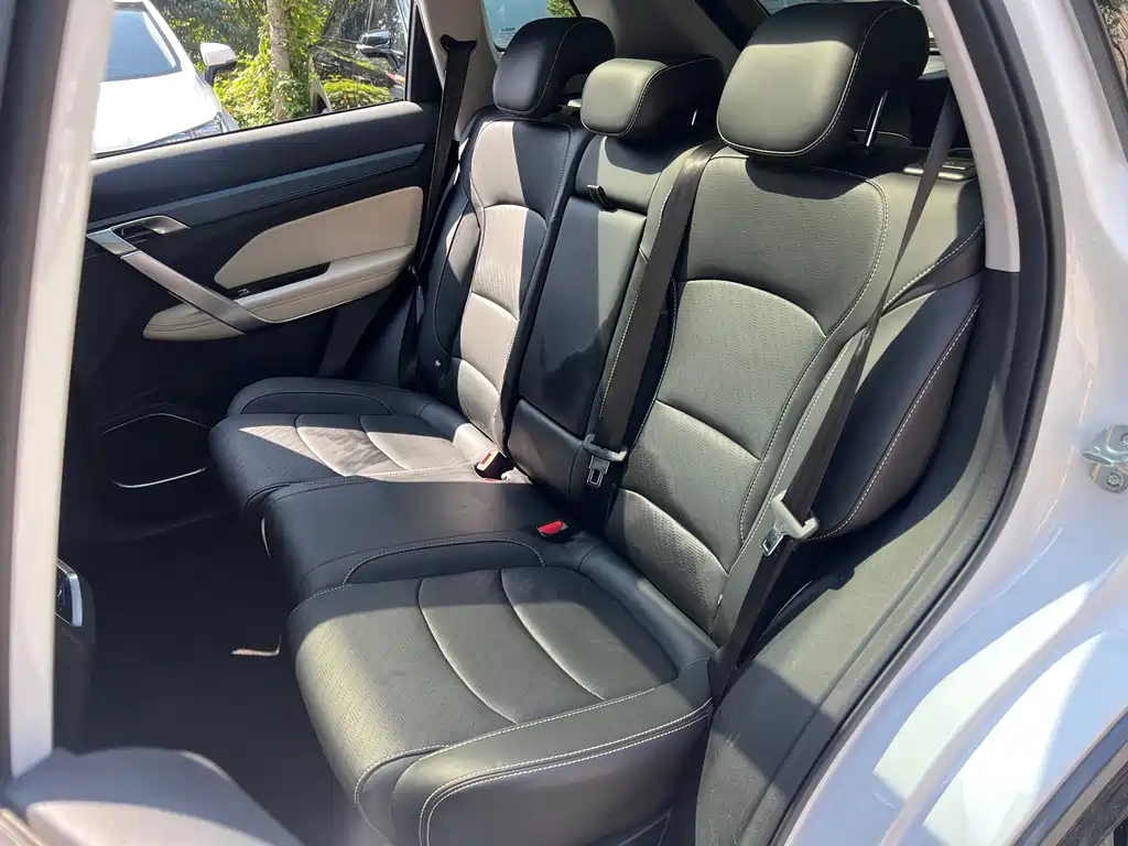 GEELY AUTOMOBILE BOYUE