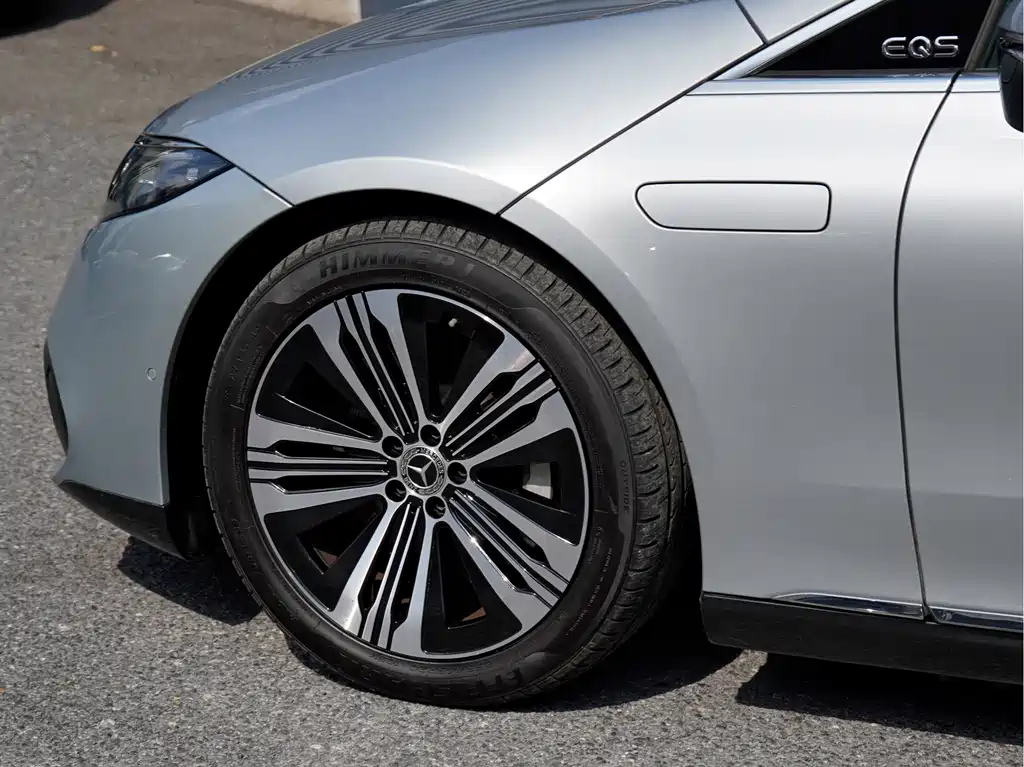 Mercedes-Benz EQS — миниатюра 8