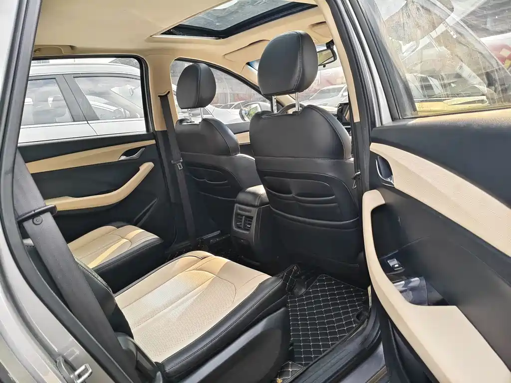 Baojun 360 — миниатюра 9