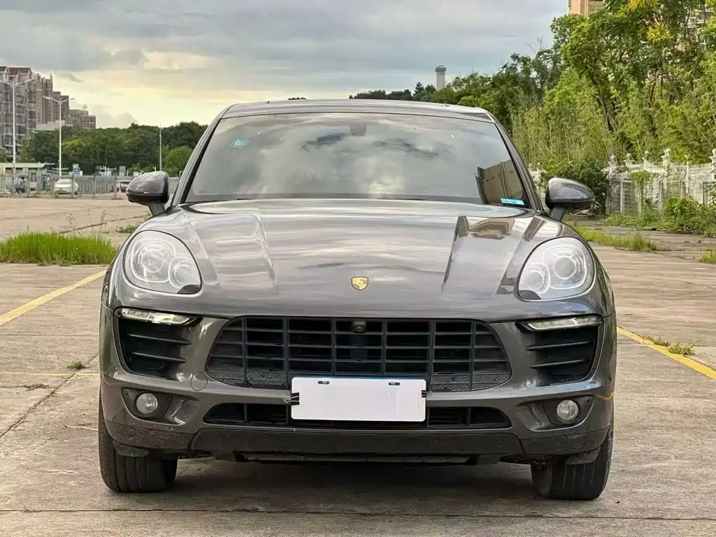 Porsche Macan — миниатюра 2
