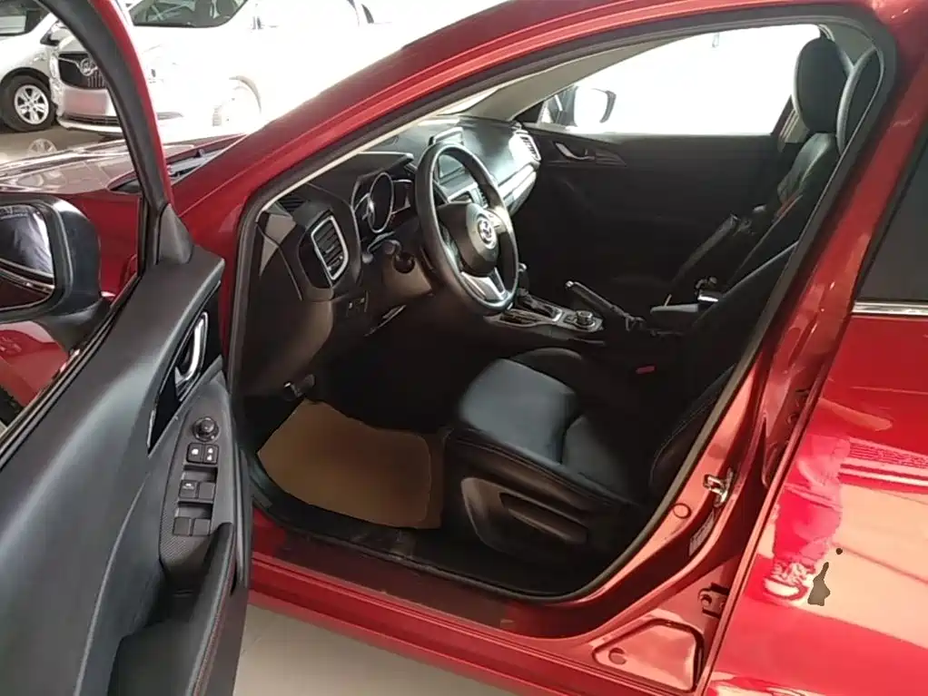 Mazda 3 Axela — миниатюра 16