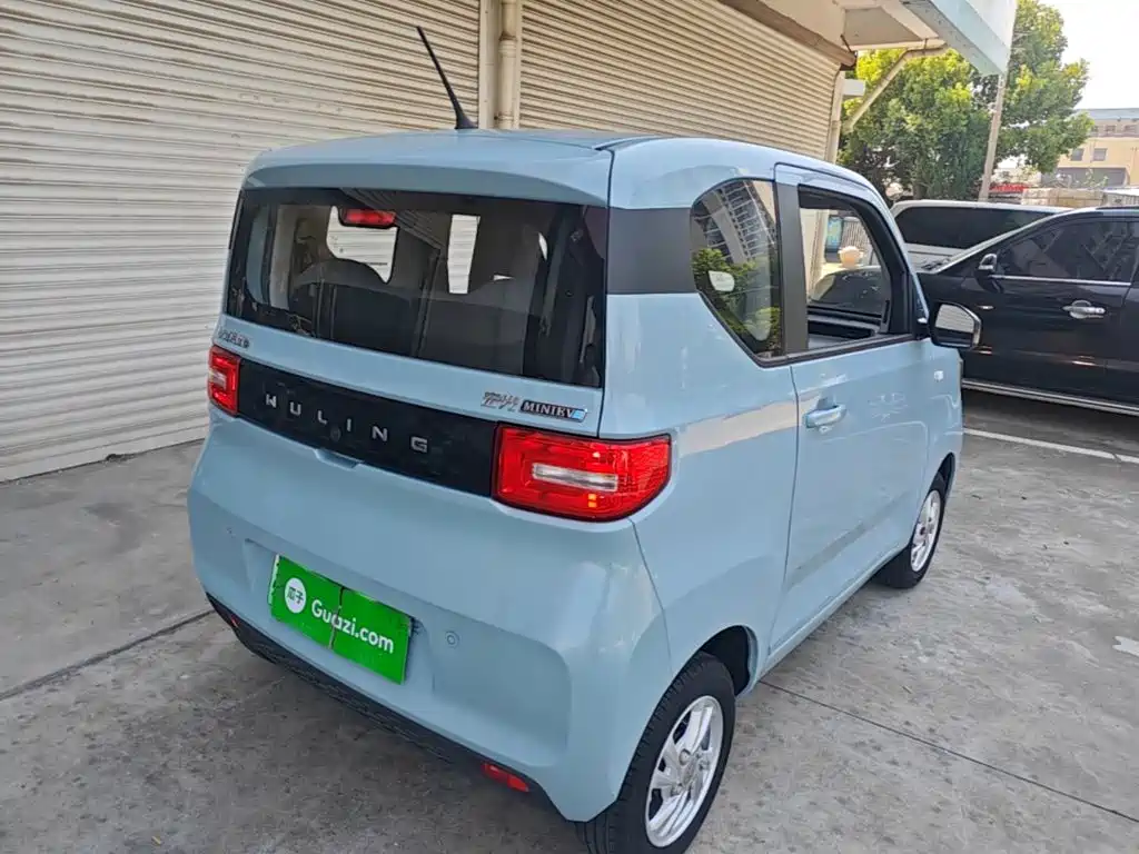 Wuling MINIEV — миниатюра 7