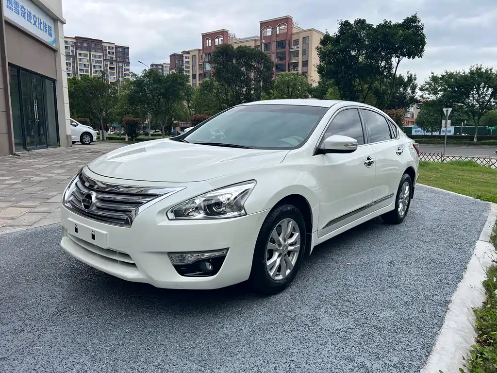 Nissan Teana 2013