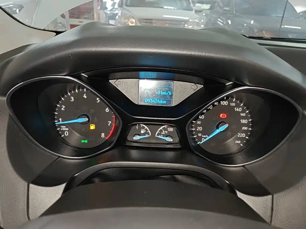Ford Focus — миниатюра 12
