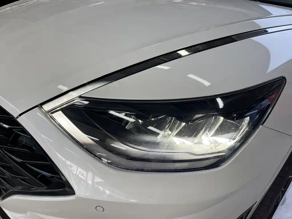 Hyundai Sonata — миниатюра 5