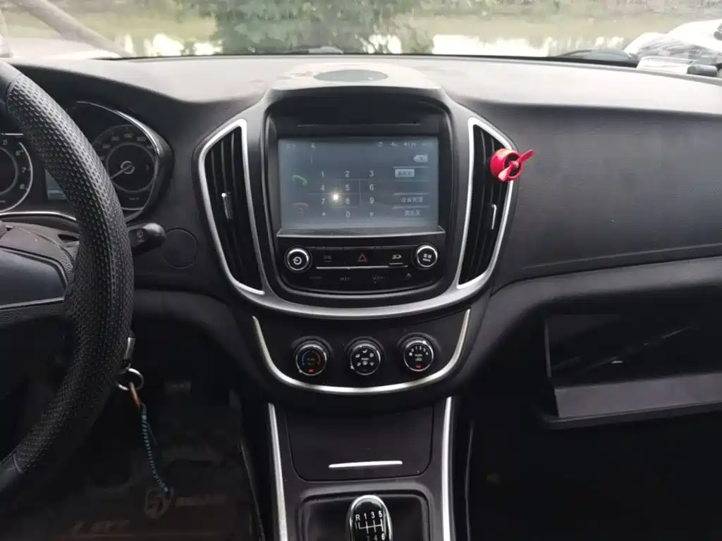 Baojun 560 — миниатюра 18