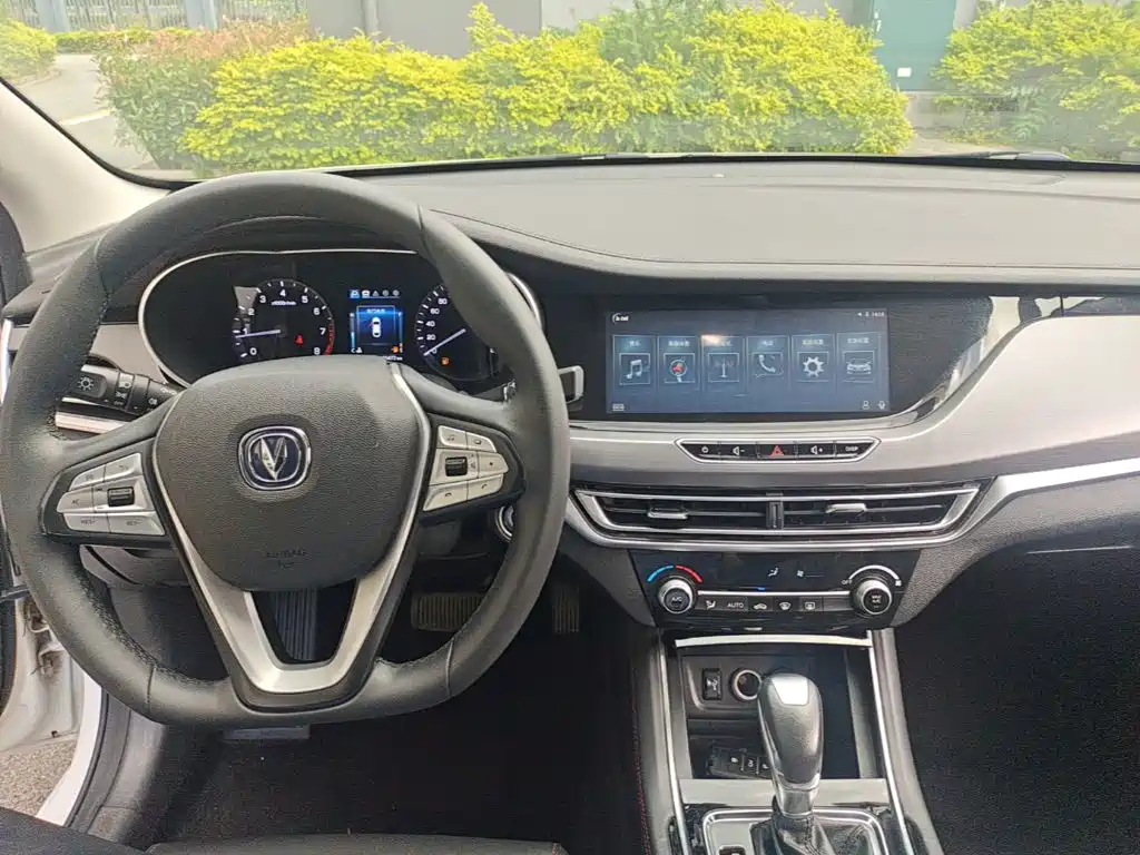 Changan Eado — миниатюра 10