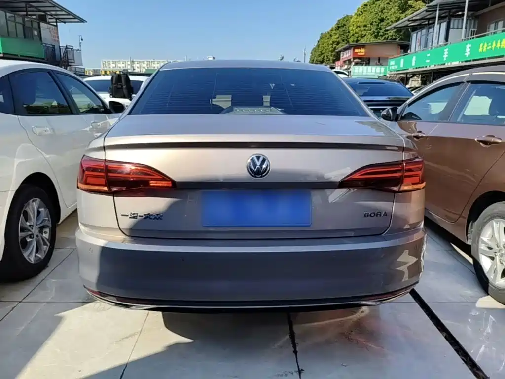 Volkswagen Bora — миниатюра 6