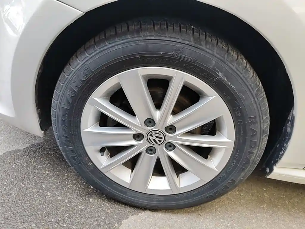 Volkswagen Polo — миниатюра 23