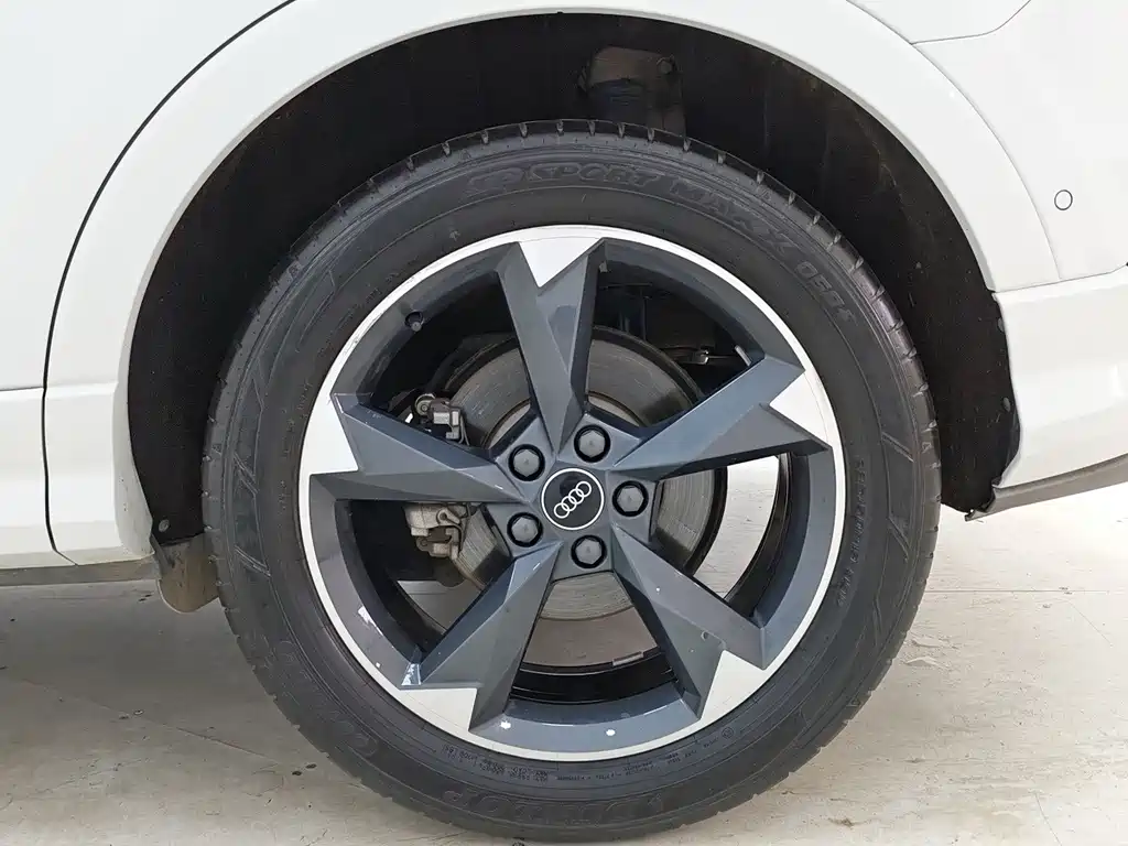 Audi Q3 — миниатюра 14