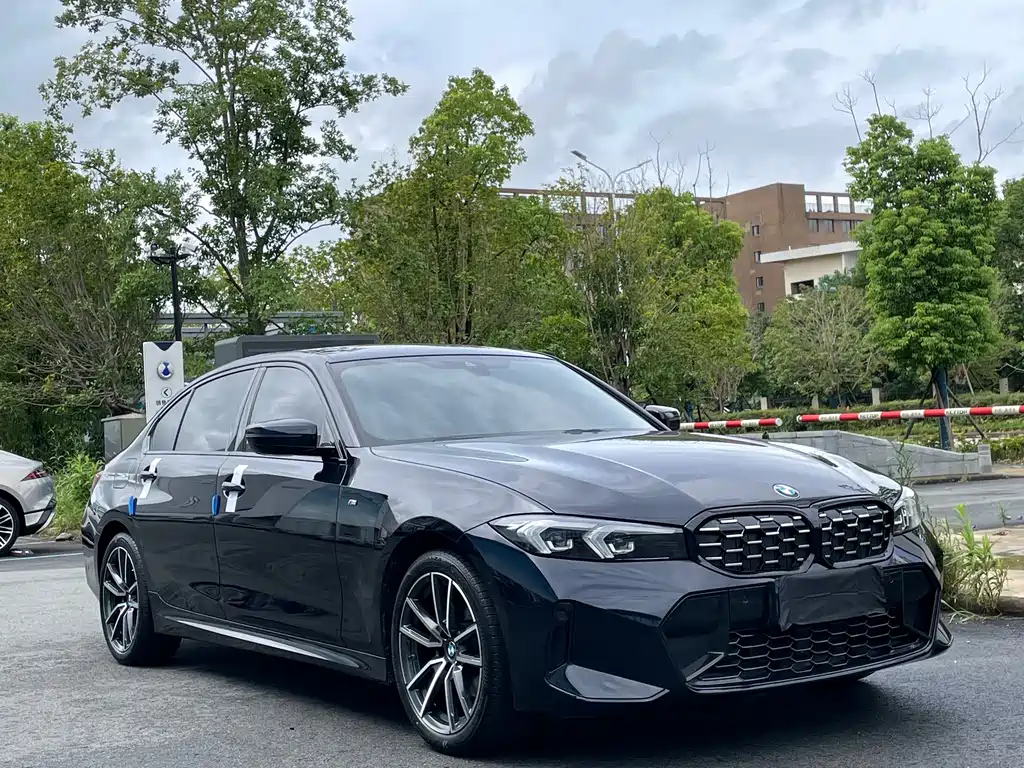 BMW 3 Series — миниатюра 3