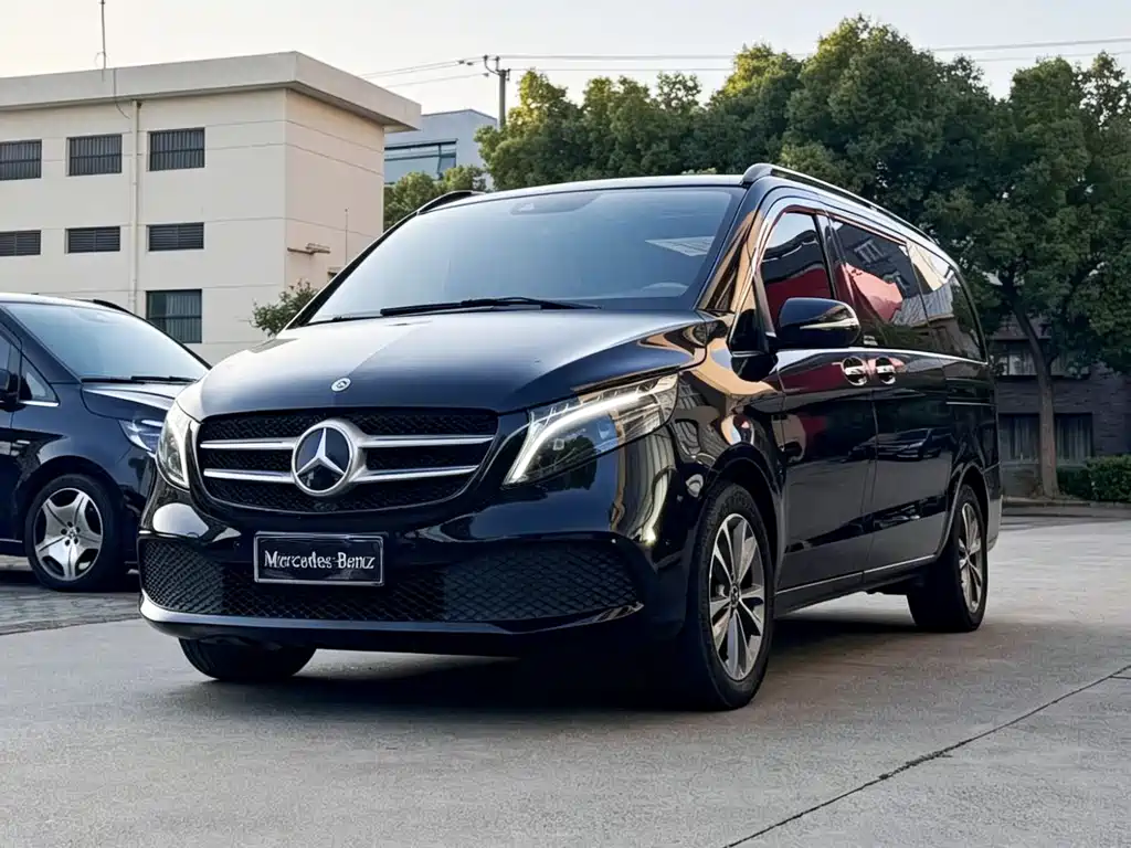 Mercedes-Benz V-Class 2024