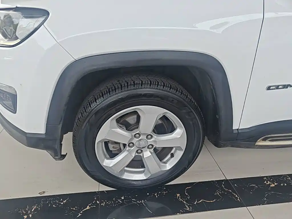 Jeep Compass — миниатюра 23
