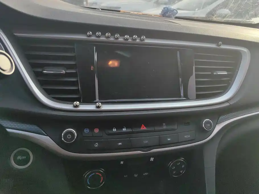 Buick Excelle — миниатюра 13