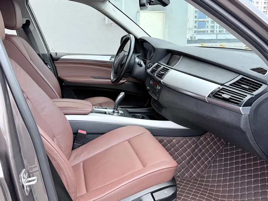 BMW X5 (Import) — миниатюра 12