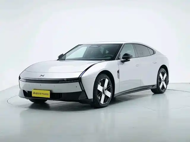 XPeng P7 — миниатюра 9